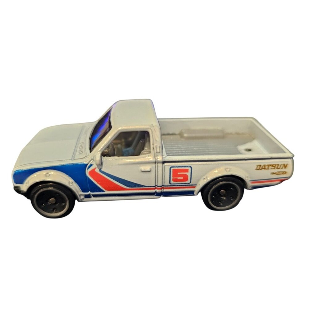 Hot Wheels Datsun 620 Die-Cast Pickup Truck Toy Model White Racing Stripes 2013